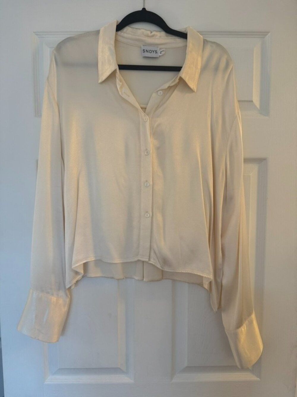 SNDYS Flowy Ivory Blouse